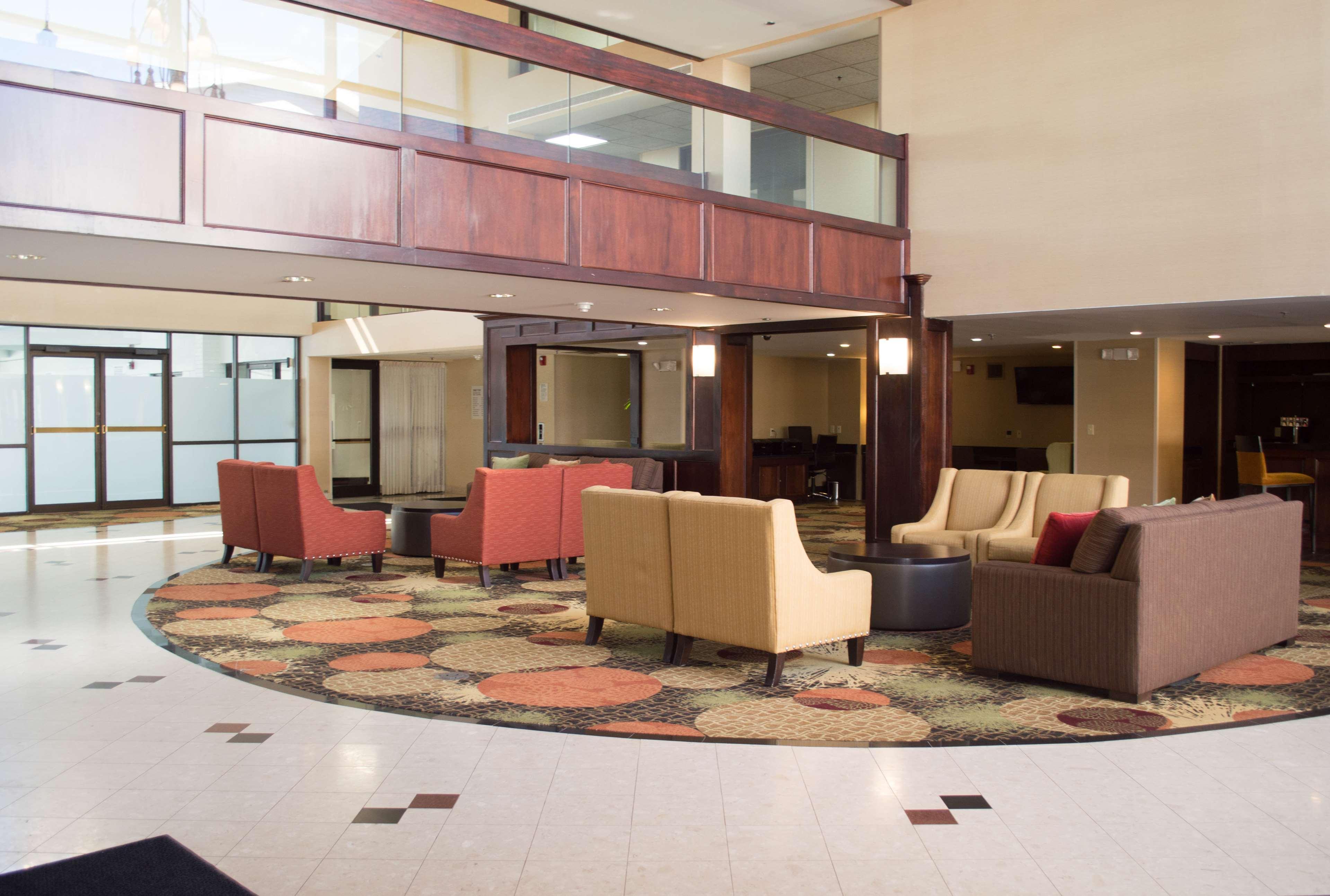 Radisson Hotel Detroit-ファーミントンヒルズ エクステリア 写真