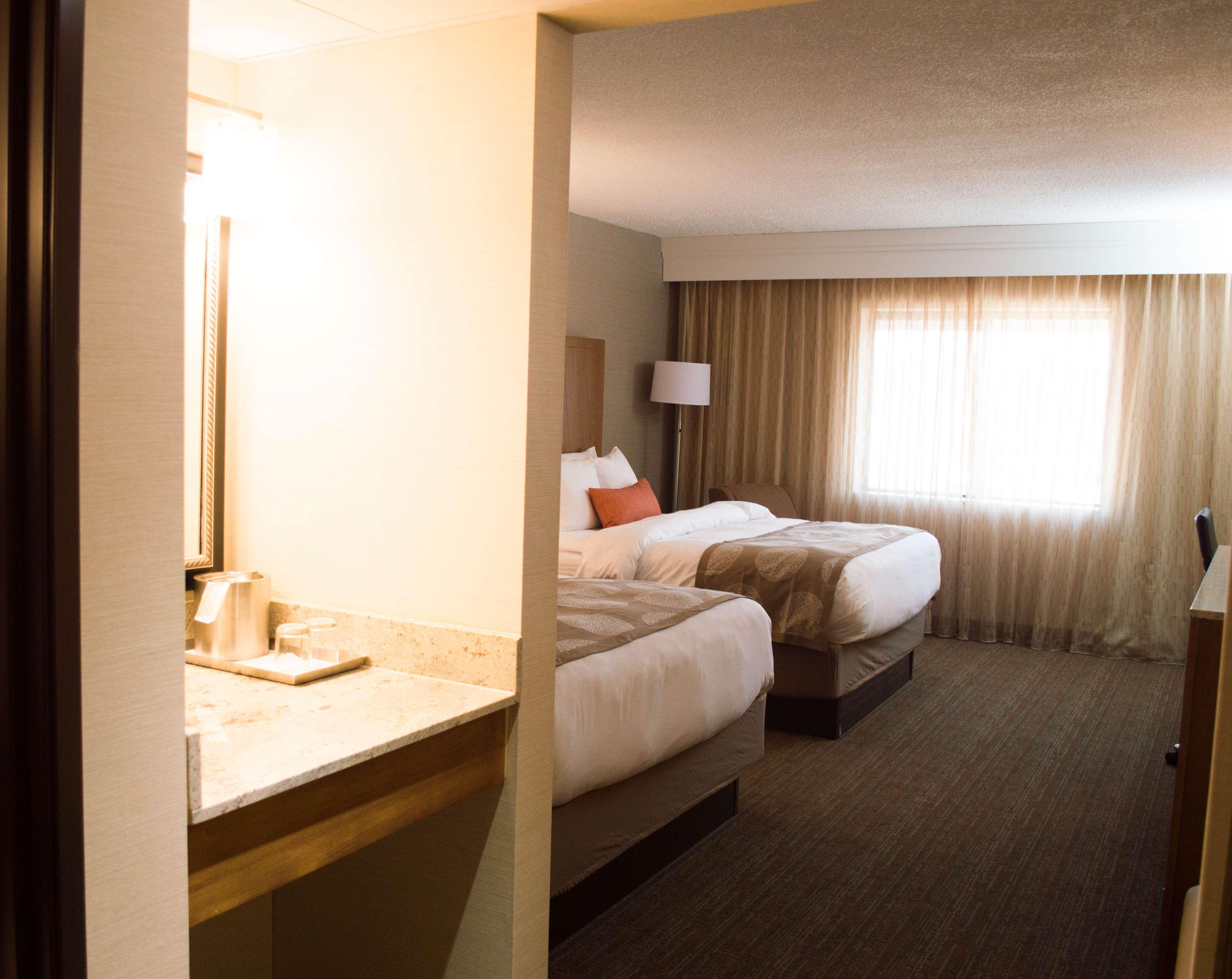 Radisson Hotel Detroit-ファーミントンヒルズ エクステリア 写真