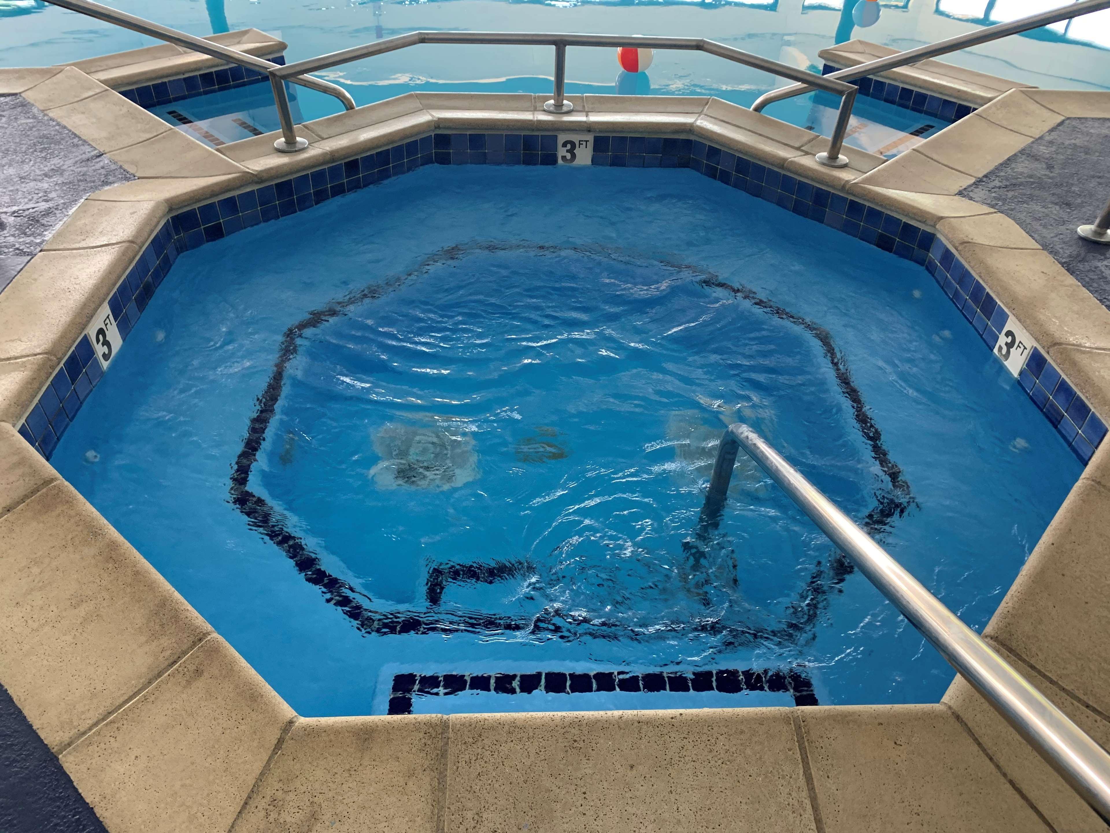 Radisson Hotel Detroit-ファーミントンヒルズ エクステリア 写真